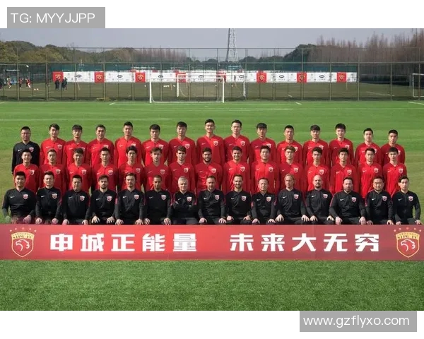 上海上港足球队新赛季展望与挑战分析